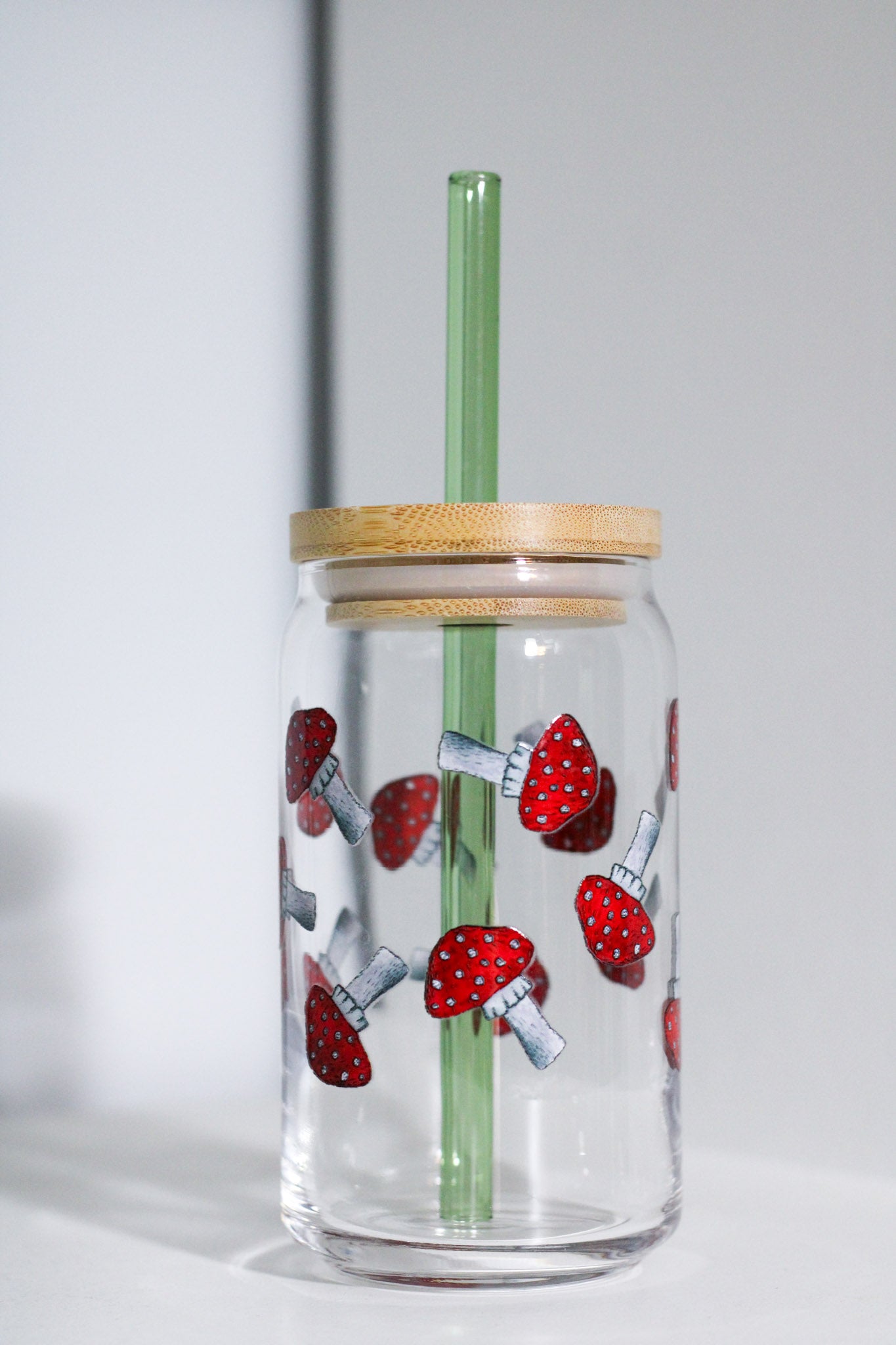 Red Mushroom Can Glass